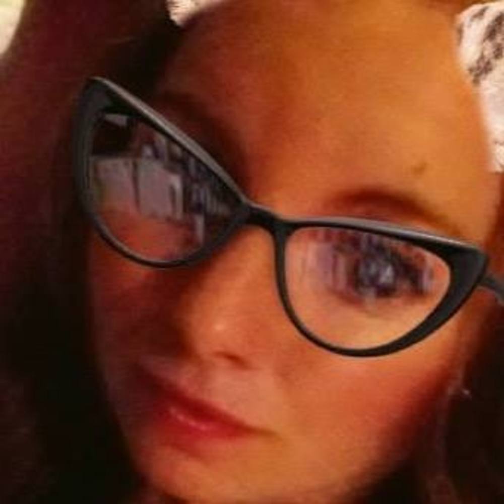 Meet your Posher, Laura leigh